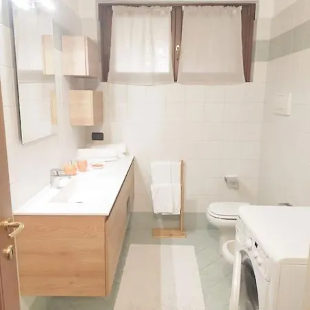 Апартаменты Memy's House Trilocale Con Giardino Сирмионе